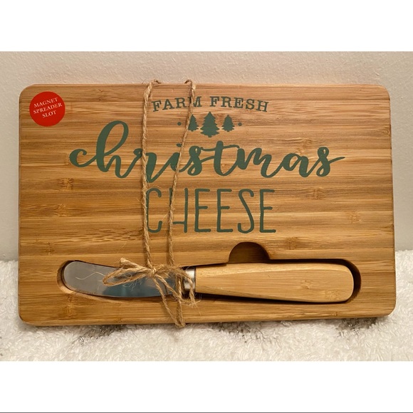 ✨🎅🎄Holiday Christmas Charcuterie Cheese Board🎄🎅✨ - Picture 1 of 1